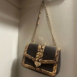 Michael Kors purse brand new